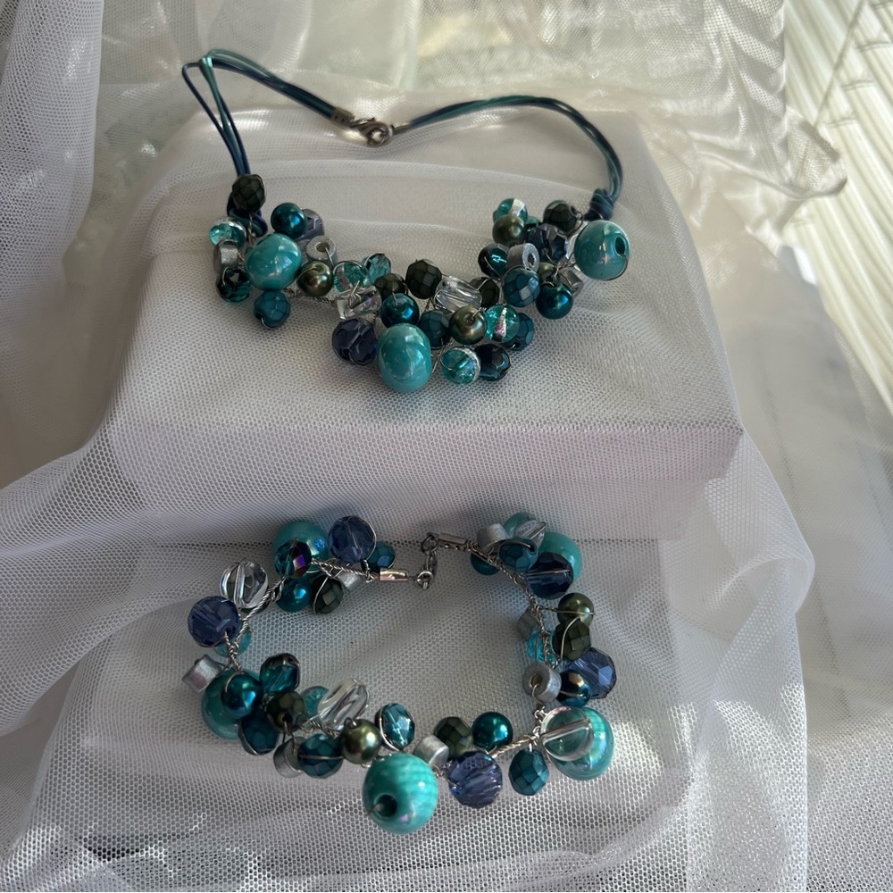 Turquoise Blue Ceramic Bead & Crystal Mixed Media Beaded Necklace Handmade NEW - Picture 15 of 17